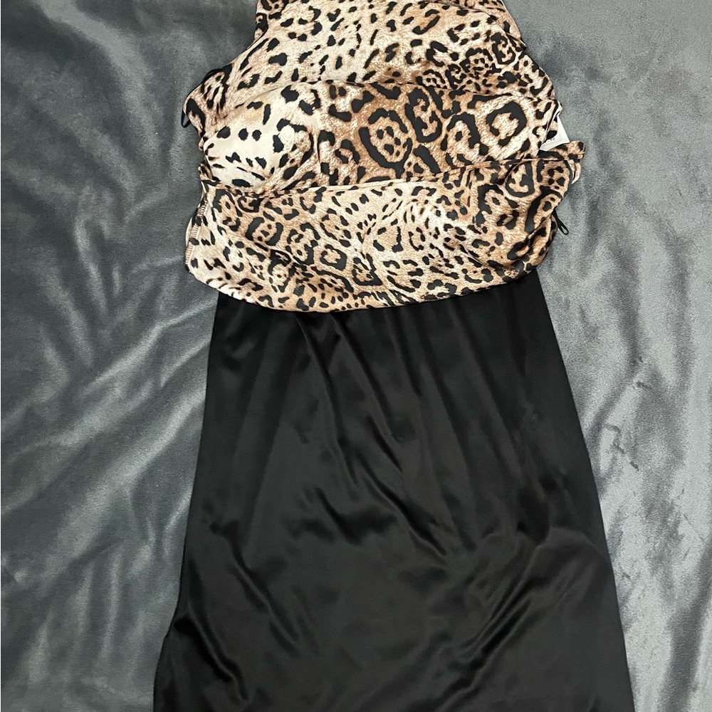 Zara basics leopard print sleeveless zip back dress with pockets. - Picture 11 of 13
